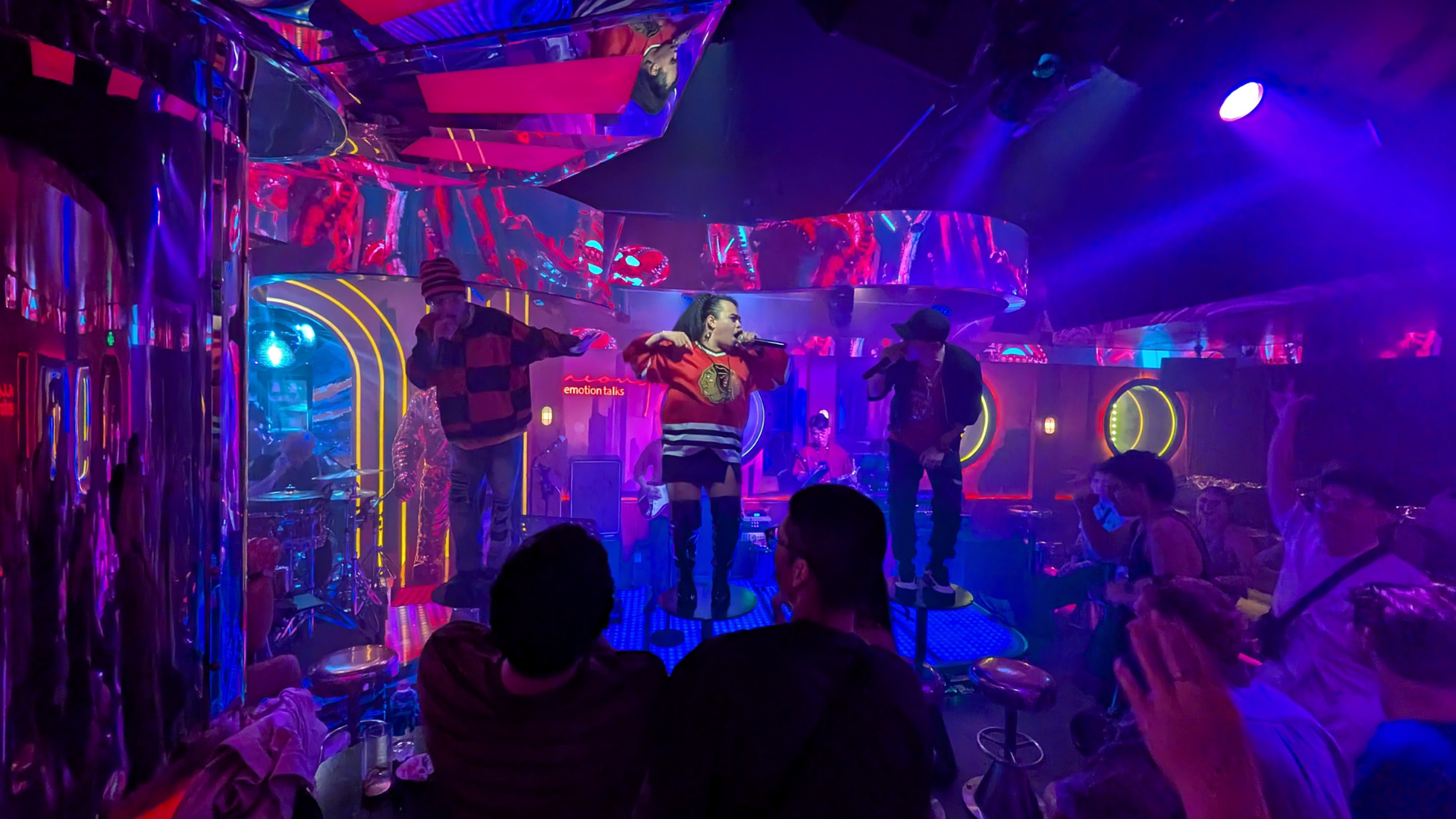 Acoustic Bar Neon Lights